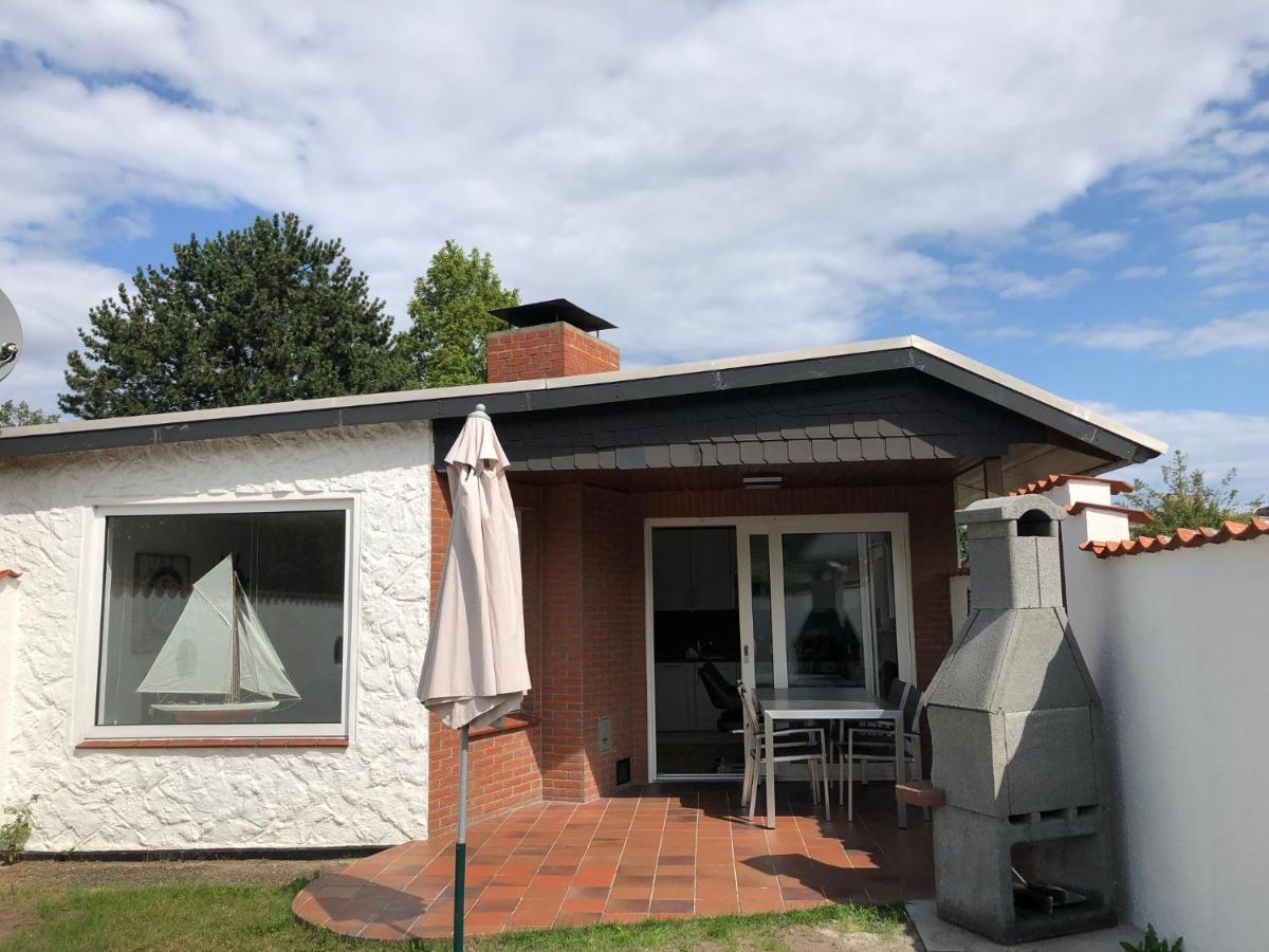 Ferienhauser Lensterstrand Екстер'єр фото