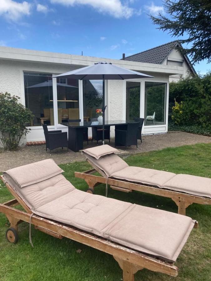 Ferienhauser Lensterstrand Екстер'єр фото