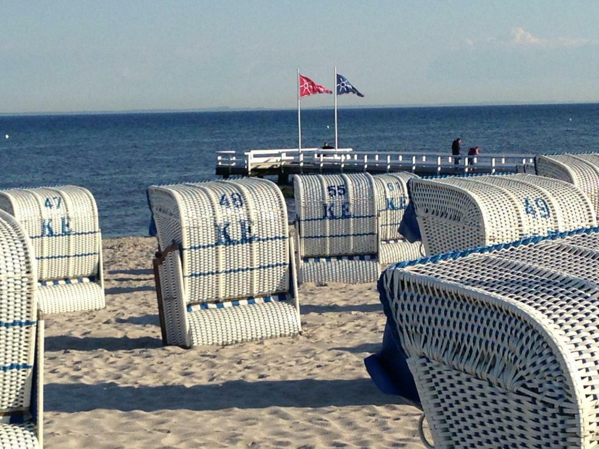 Ferienhauser Lensterstrand Екстер'єр фото